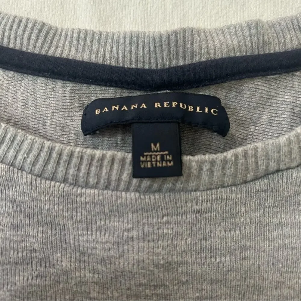 Banana Republic Gray Crewneck 100% Cotton Light Sweater Medium Classic Pullover